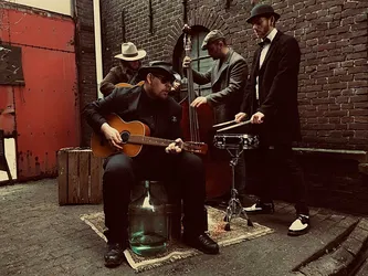 Amsterdam BeatClub, feat. The Renegade Bandits & dj's!